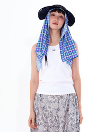 OGI（オギ）の「長方形ブルーチェックスカーフ（バンダナ/スカーフ）」