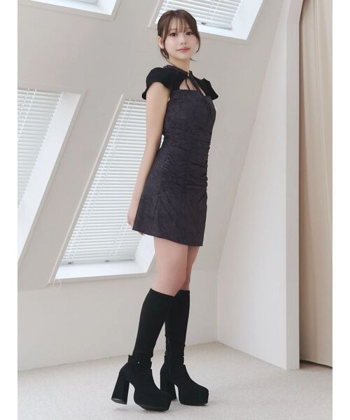 EATME（イートミー）の「【日比谷花壇コラボ】フリルカラーデコルテドッキングワンピース（ワンピース・レディース・グリーン/ブラック/オフホワイト・MEDIUM/SMALL）」の9枚目の写真