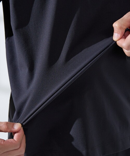 ABAHOUSE GRAY(アバハウスグレイ)の「【セットアップ対応】360°ストレッチ リップストップ リラックス Tシャツ/ 吸水速乾 / 遮熱 / UVカット(Tシャツ/カットソー・メンズ・チャコールグレー/ネイビー/ブラック・46/50/48)」の10枚目の写真