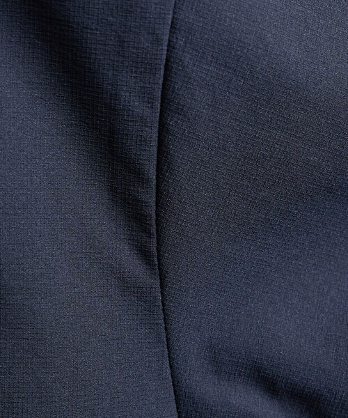 ABAHOUSE GRAY(アバハウスグレイ)の「【セットアップ対応】360°ストレッチ リップストップ リラックス Tシャツ/ 吸水速乾 / 遮熱 / UVカット(Tシャツ/カットソー・メンズ・チャコールグレー/ネイビー/ブラック・46/50/48)」の11枚目の写真