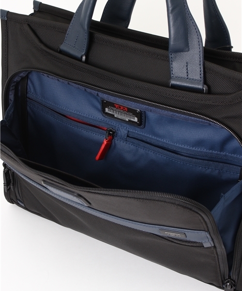 EDIFICE(エディフィス)の「TUMI Ex.スリムデラックスポートフォリオ(ショルダーバッグ・メンズ・ブラック・FREE)」の10枚目の写真