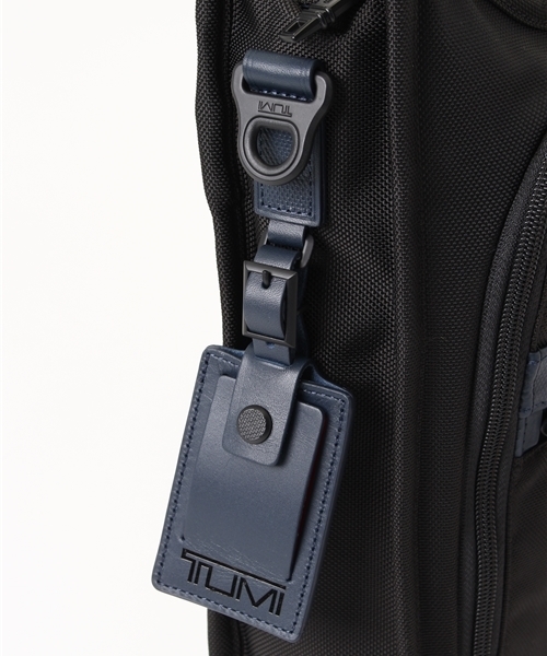 EDIFICE(エディフィス)の「TUMI Ex.スリムデラックスポートフォリオ(ショルダーバッグ・メンズ・ブラック・FREE)」の13枚目の写真