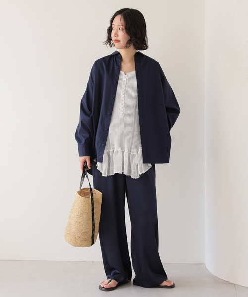 SLOBE IENA(スローブイエナ)の「《追加》tyn.TGOR/トゴール フリル キャミソール TG5S-J0306(キャミソール・レディース・ブラック/ホワイト・FREE)」の4枚目の写真