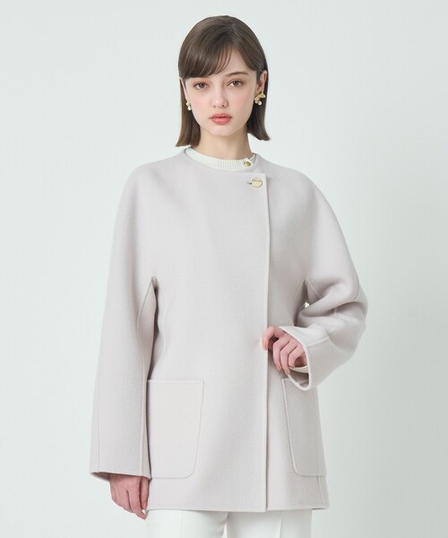 ANAYI(アナイ)の「シャルムリバーストールハーフコート(チェスターコート・レディース・グレイッシュベージュ/キャメル/ホワイト/ブラック・36/38)」の16枚目の写真