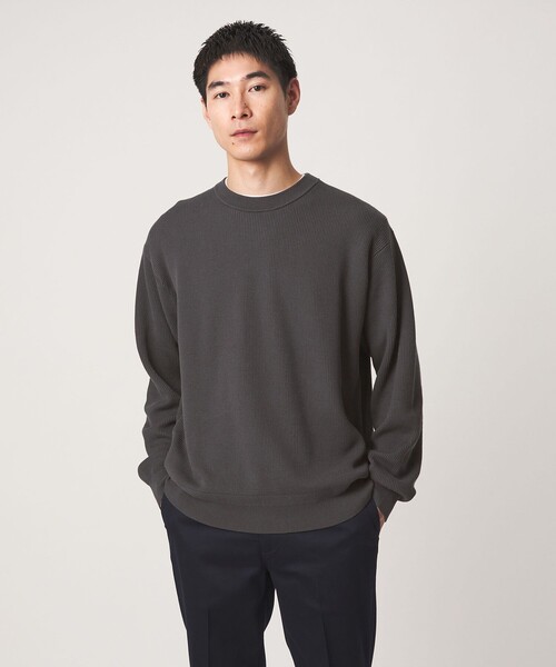 green label relaxing（グリーンレーベルリラクシング）の「コンパクト コットン アゼ クルーネック ニット（ニット/セーター・メンズ・ダークグレー/ライトグレー/ダークブラウン/オリーブ・S/M/L/XL）」の2枚目の写真