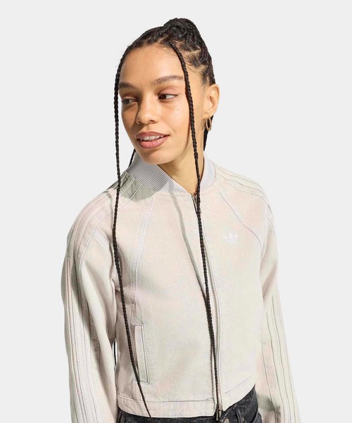 adidas(アディダス)の「SST 2.0 デニム トラックトップ / ジャージ / アディダスオリジナルス adidas Originals(デニムジャケット・レディース・グレー・SMALL/MEDIUM/LARGE/XX-LARGE/X-LARGE/X-SMALL)」の3枚目の写真