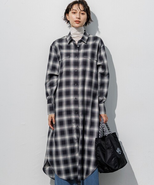 23区(ニジュウサンク)の「コットンミックスチェック シャツ ワンピース(シャツワンピース・レディース・ダークブラウン系3/ネイビー系3・38)」の2枚目の写真
