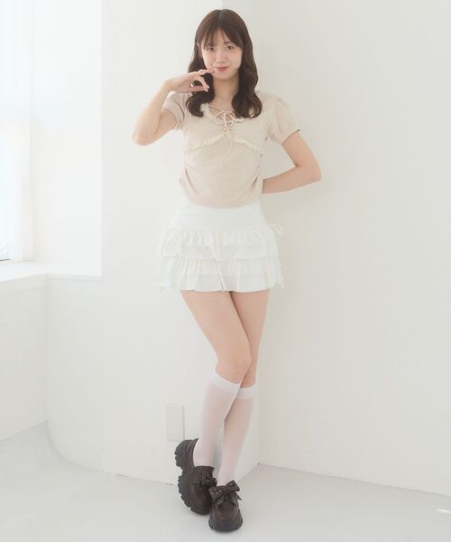 MAJESTIC LEGON(マジェスティックレゴン)の「カットティアードフリルスカパン(スカート・レディース・ブラック系その他/アイボリー/ブラック/グレー・MEDIUM)」の2枚目の写真