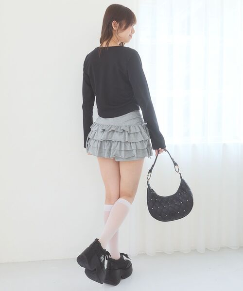 MAJESTIC LEGON(マジェスティックレゴン)の「カットティアードフリルスカパン(スカート・レディース・ブラック系その他/アイボリー/ブラック/グレー・MEDIUM)」の12枚目の写真