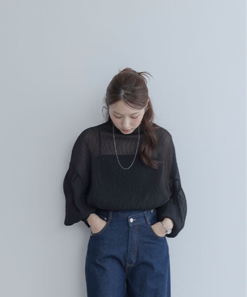 maviru（マヴィル）の「ランダム プリーツ シアー ボトルネック ブラウス シアートップス（シャツ/ブラウス・レディース・ピンクベージュ/ベージュ/グレー/ブラック・FREE）」の9枚目の写真
