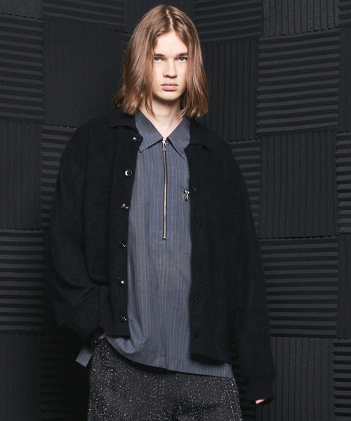 MAISON SPECIAL(メゾンスペシャル)の「《UNISEX》スーパー140エクストラファインメリノウールプライムオーバー襟付きカーディガン/Super140 Extra Fine Merino Wool Prime-Over Collared Cardigan【MAISON SPECIAL/メゾンスペシャル】(カーディガン/ボレロ・メンズ・チャコールグレー/レッド/ブラック・0/1/2)」の2枚目の写真