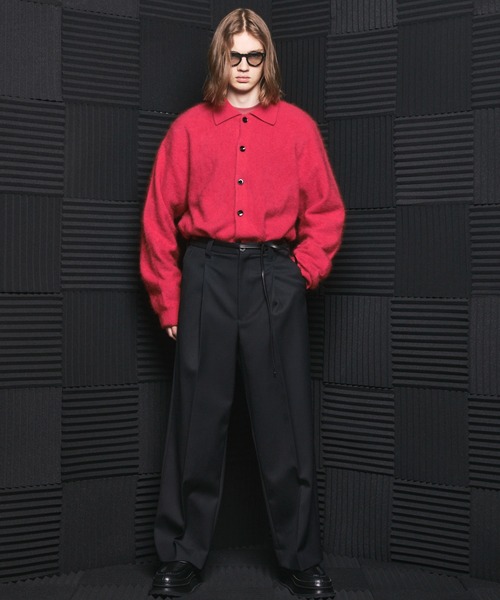 MAISON SPECIAL(メゾンスペシャル)の「《UNISEX》スーパー140エクストラファインメリノウールプライムオーバー襟付きカーディガン/Super140 Extra Fine Merino Wool Prime-Over Collared Cardigan【MAISON SPECIAL/メゾンスペシャル】(カーディガン/ボレロ・メンズ・チャコールグレー/レッド/ブラック・0/1/2)」の4枚目の写真