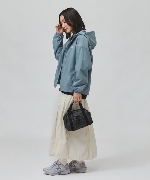 NEW BALANCE（ニューバランス）の「【別注】ニューバランス New Balance フーデットウーブンジャケット 限定コラボ（ナイロンジャケット・レディース・ネイビー/サックスブルー/アイボリー・S/M/L/XL）」の8枚目の写真