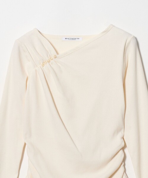 BEAUTY&YOUTH UNITED ARROWS(ビューティーアンドユースユナイテッドアローズ)の「コットン リブ ボタン ギャザー プルオーバー(Tシャツ/カットソー・レディース・オフホワイト/ブラック/レッド・FREE)」の19枚目の写真