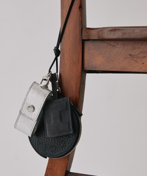 IACUCCI(イアクッチ)の「【coming soon】ヴィヴァーチェ LAMINATO(その他小物・レディース・ブラック・FREE)」の22枚目の写真