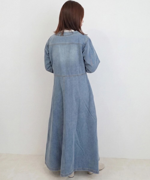 SELECT LEVERY（セレクトリベリー）の「デニムロングワンピース（ワンピース・レディース・ネイビー/ブラック/ブルー・MEDIUM）」の8枚目の写真