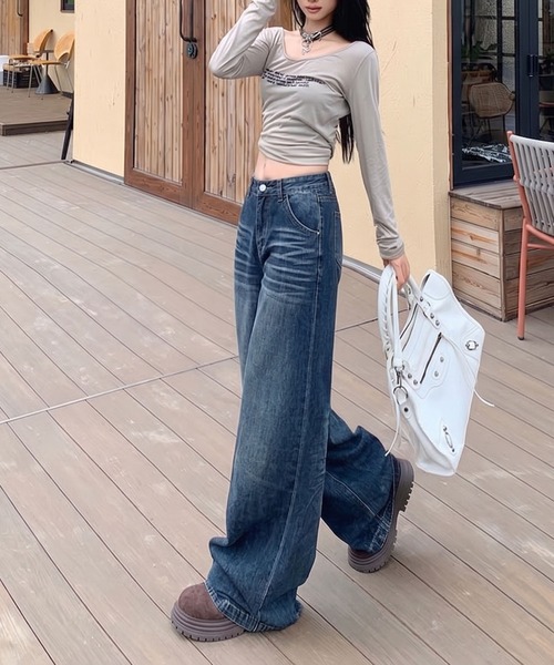 BLoomMe(ブルームミー)の「ヴィンテージ感をまとった、ウォッシュ加工ワイドデニムパンツ(デニムパンツ・レディース・ネイビー・M)」の5枚目の写真