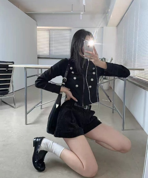 Ritzy(リッツィー)の「ナポレオンデザイン ショート丈 ジップアップトップス(その他トップス・レディース・グレー/ブラック・FREE)」の5枚目の写真