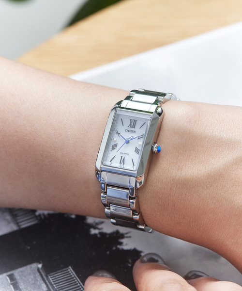 CITIZEN(シチズン)の「CITIZEN L SQUARE Collection EW5620-55A Silver(アナログ腕時計・レディース・シルバー・FREE)」の7枚目の写真