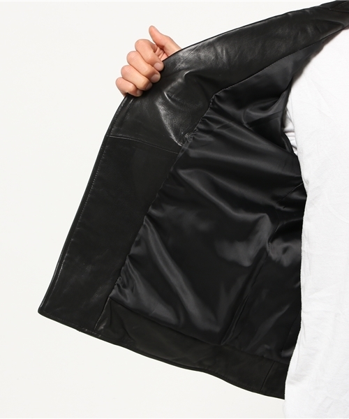 FREDY&GLOSTER(フレディアンドグロスター)の「ラムレザーベジタブルタンニンWライダースジャケット(ライダースジャケット・メンズ・ブラック・L/M)」の3枚目の写真