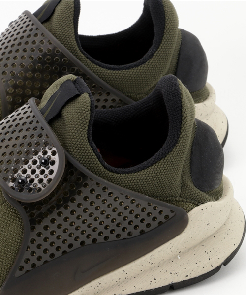 NIKE（ナイキ）の「NIKE SOCK DART（スニーカー・メンズ・グレー/ブラック/オリーブ・26/28/27）」の8枚目の写真