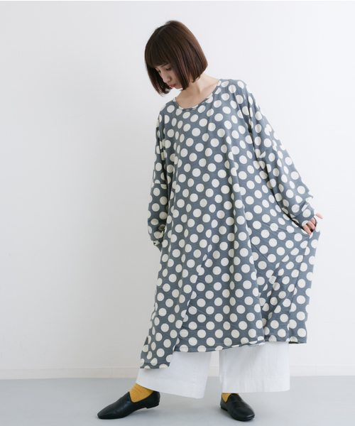 Merlot メルロー の ドット柄ドルマンワンピース2232 ワンピース Wear