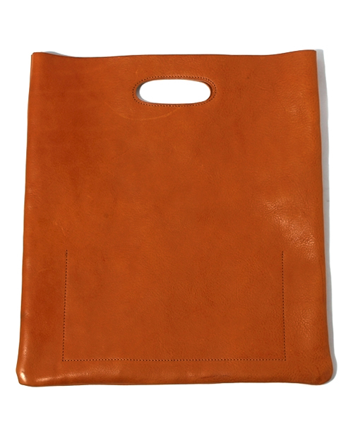 SHIPS（シップス）の「AMIACALVA for SHIPS: レザークラッチバッグ（クラッチバッグ・メンズ・ブラック/カーキ・ONE SIZE）」の3枚目の写真