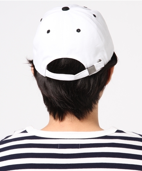 Guess（ゲス）の「∴WEGO/GUESS別注LOWキャップ（キャップ・メンズ・ブルー/ブラック/レッド・FREE）」の4枚目の写真