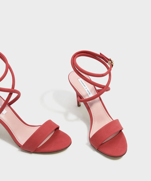 CHARLES & KEITH(チャールズ & キース)の「クリスクロスストラップサンダル / CRISS CROSS STRAP SANDALS(サンダル・レディース・ブラック/レッド・22.5cm/23.5cm/24.5cm/23cm/25cm)」の10枚目の写真
