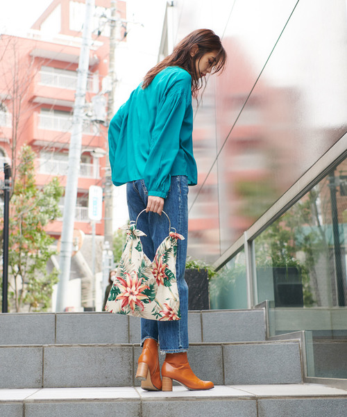 Casselini（キャセリーニ）の「【Casselini/キャセリーニ】ボタニカルワンハンドルバッグ（ハンドバッグ・レディース・ブラック/アイボリー・FREE）」の6枚目の写真