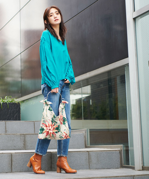 Casselini（キャセリーニ）の「【Casselini/キャセリーニ】ボタニカルワンハンドルバッグ（ハンドバッグ・レディース・ブラック/アイボリー・FREE）」の5枚目の写真