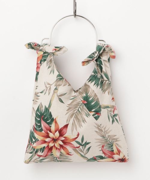 Casselini（キャセリーニ）の「【Casselini/キャセリーニ】ボタニカルワンハンドルバッグ（ハンドバッグ・レディース・ブラック/アイボリー・FREE）」の3枚目の写真