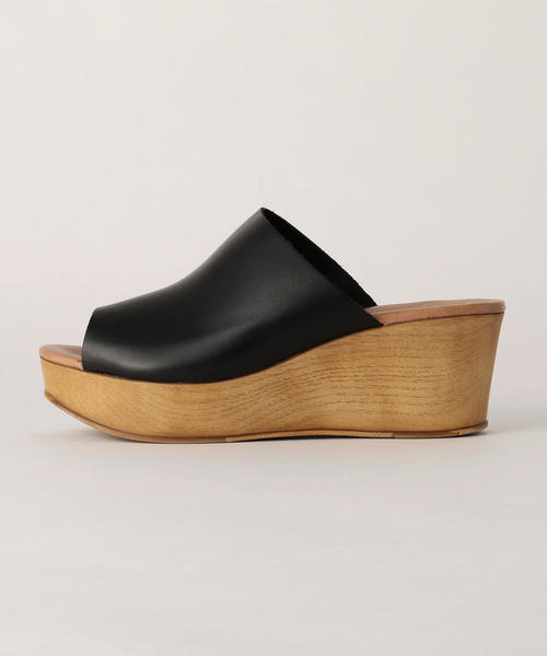 BEAUTY&YOUTH UNITED ARROWS（ビューティーアンドユースユナイテッドアローズ）の「BY シンプルウエッジサンダル（サンダル・レディース・ブラウン/ブラック・38/36/37/35/39）」の3枚目の写真