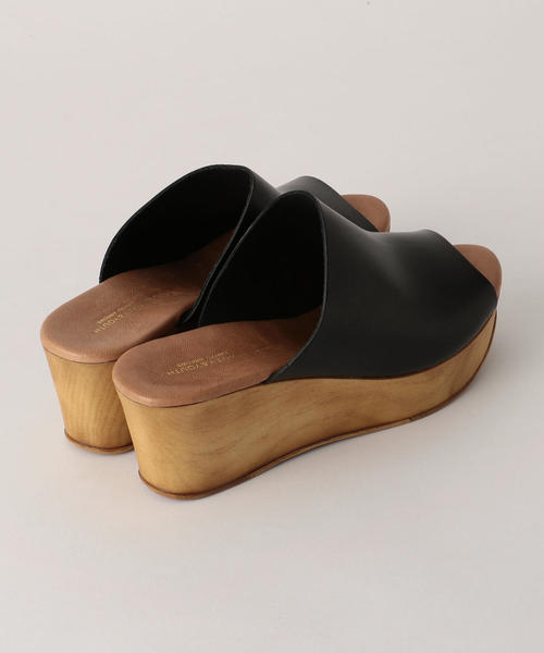 BEAUTY&YOUTH UNITED ARROWS（ビューティーアンドユースユナイテッドアローズ）の「BY シンプルウエッジサンダル（サンダル・レディース・ブラウン/ブラック・38/36/37/35/39）」の4枚目の写真