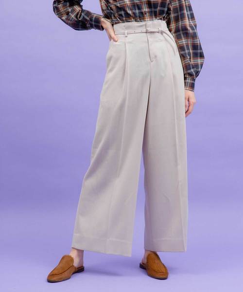 UNITED TOKYO(ユナイテッドトウキョウ)の「ワンタックワイドパンツ(その他パンツ・レディース・アイボリー/パープル/ネイビー/グレー・1/2)」の2枚目の写真