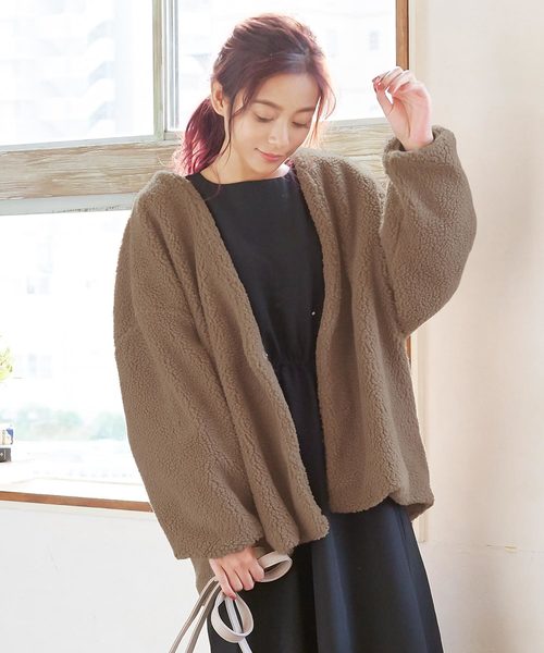 KOBE LETTUCE（コウベレタス）の「ノーカラーVネックショートボアブルゾン＊ボアコート/レディース/アウター[K751]神戸レタス（ノーカラーコート・レディース・ブラック/ピンク/アイボリー/モカ・FREE）」の12枚目の写真