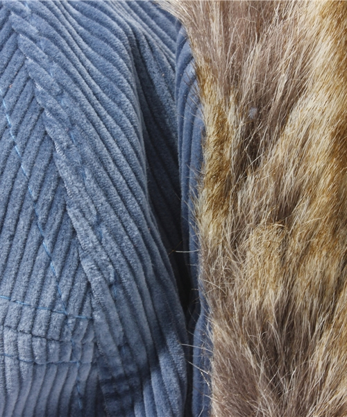 BEAMS BOY（ビームスボーイ）の「□BEAMS BOY / コーデュロイ ハンティングキャップ（キャップ・レディース・レッド/ダークグリーン/ライトブルー・ONE SIZE）」の8枚目の写真