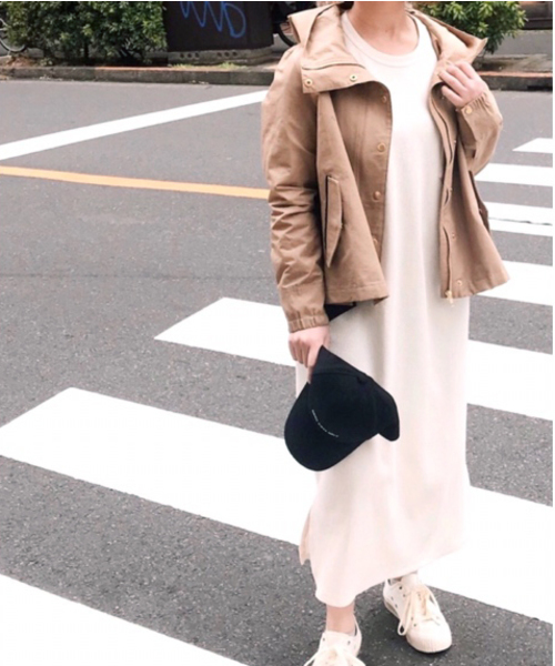 Aima+saie（アイマサイエ）の「バックフレアグログラン
