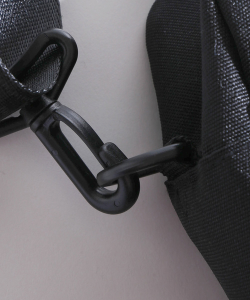 Kappa(カッパ)の「∴WEGO/Kappa別注ミニマムショルダーバッグ(ショルダーバッグ・メンズ・ブラック/シルバー・FREE)」の15枚目の写真