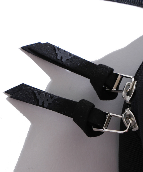 Kappa(カッパ)の「∴WEGO/Kappa別注ミニマムショルダーバッグ(ショルダーバッグ・メンズ・ブラック/シルバー・FREE)」の7枚目の写真