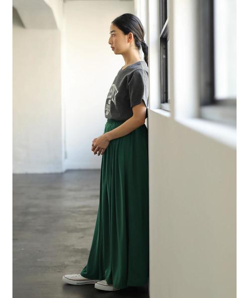 AMERICAN HOLIC（アメリカンホリック）の「カットマキシギャザーロングスカート ＊（スカート・レディース・グリーン/ブルー/マスタード/ネイビー/モカ/パープル・L/M）」の14枚目の写真