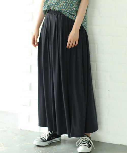 AMERICAN HOLIC（アメリカンホリック）の「カットマキシギャザーロングスカート ＊（スカート・レディース・グリーン/ブルー/マスタード/ネイビー/モカ/パープル・L/M）」の4枚目の写真