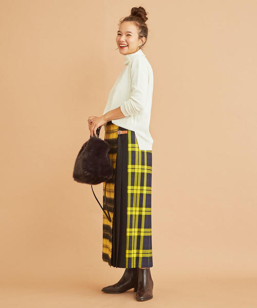 BEAUTY&YOUTH UNITED ARROWS（ビューティーアンドユースユナイテッドアローズ）の「BY∴ フルニードルタートルネックニット -ウォッシャブル-о（ニット/セーター・レディース・ベージュ/ブラック/ホワイト/レッド・FREE）」の13枚目の写真
