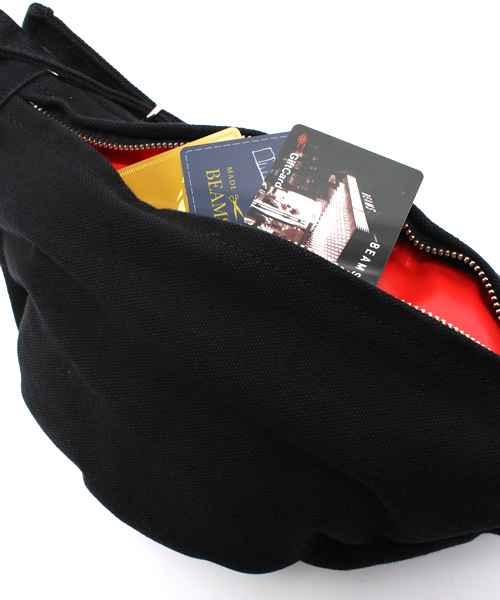 送料無料，爆買い ウエストバッグ ポーチ WACKOMARIA ワコマリア