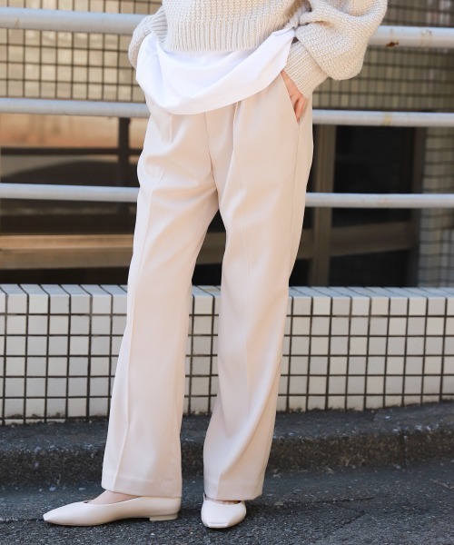 LOWRYS FARM（ローリーズファーム）の「カラーフレアパンツ　864429（その他パンツ・レディース・ブラック/ブラウン/ベージュ/アイボリー/ピンク/グリーン・MEDIUM/LARGE）」の2枚目の写真