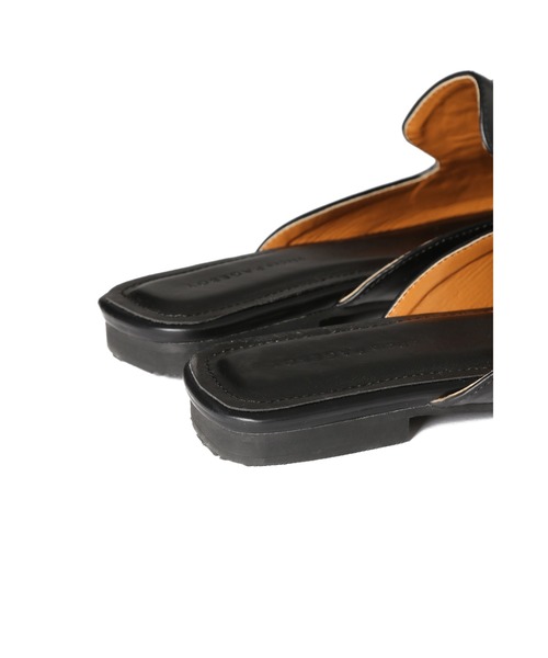 PAGEBOY（ページボーイ）の「スクエアフラットミュール（サンダル・レディース・ホワイト系その他/ブラック/ダークブラウン・MEDIUM/LARGE/SMALL）」の15枚目の写真