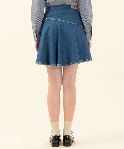 B:MING by BEAMS（ビーミングバイビームス）の「□B Lee×B:MING / 別注デニムスカート（デニムスカート・レディース・ブルー/インディゴブルー・MEDIUM/SMALL）」の5枚目の写真