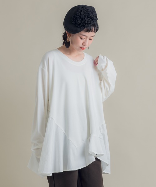 Libra Cue（リブラ キュー）の「Libra 切り替えフレアカットソー（Tシャツ/カットソー・レディース・ブラック/ホワイト・FREE）」の2枚目の写真