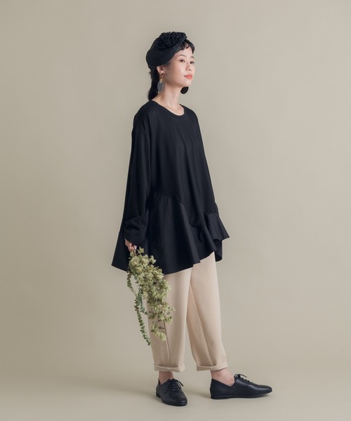 Libra Cue（リブラ キュー）の「Libra 切り替えフレアカットソー（Tシャツ/カットソー・レディース・ブラック/ホワイト・FREE）」の6枚目の写真