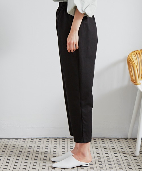 Libra Cue（リブラ キュー）の「Libra リラックスパンツ（チノパンツ・レディース・ブラック/ベージュ/カーキ・FREE）」の10枚目の写真